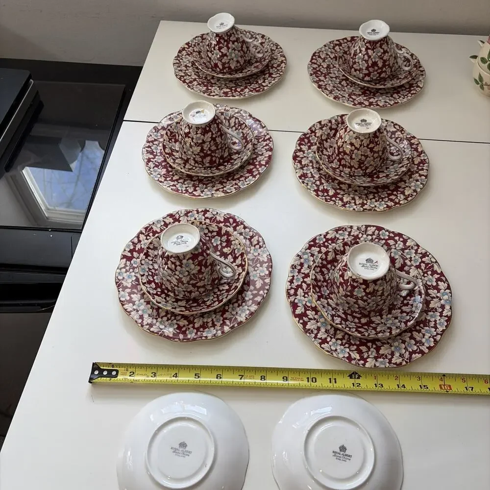 Vintage RARE Royal Albert Chintz Royal Brocade Coffee/Tea Dessert Set 20 Pieces